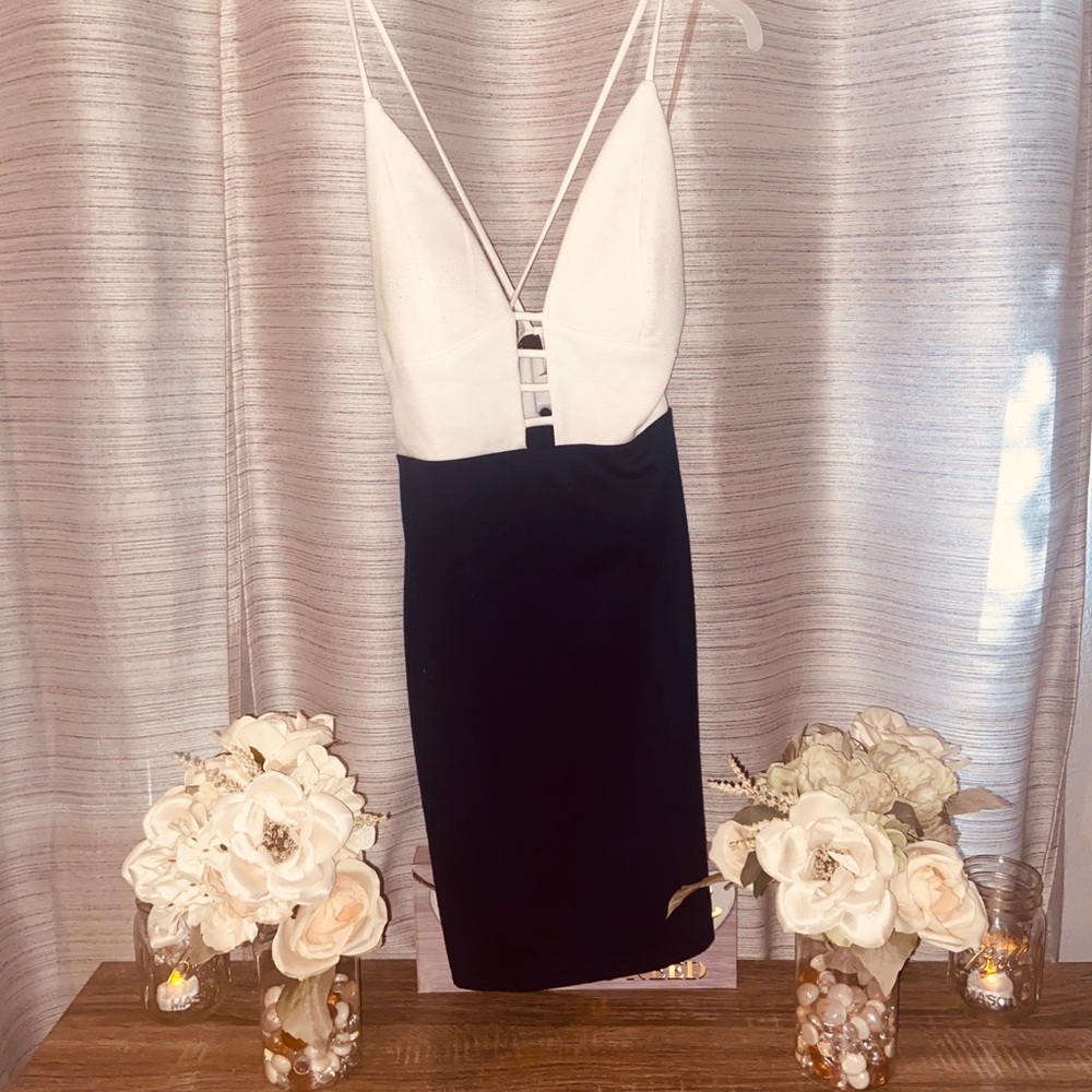 Blue and white dress🔹